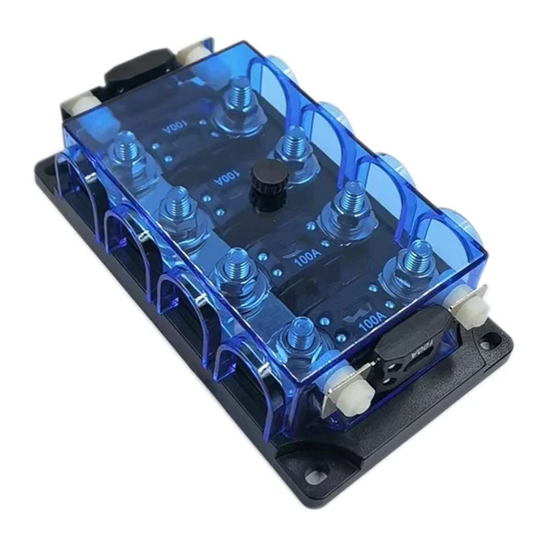High-current 4-way mega fuse block for automotive and marine use