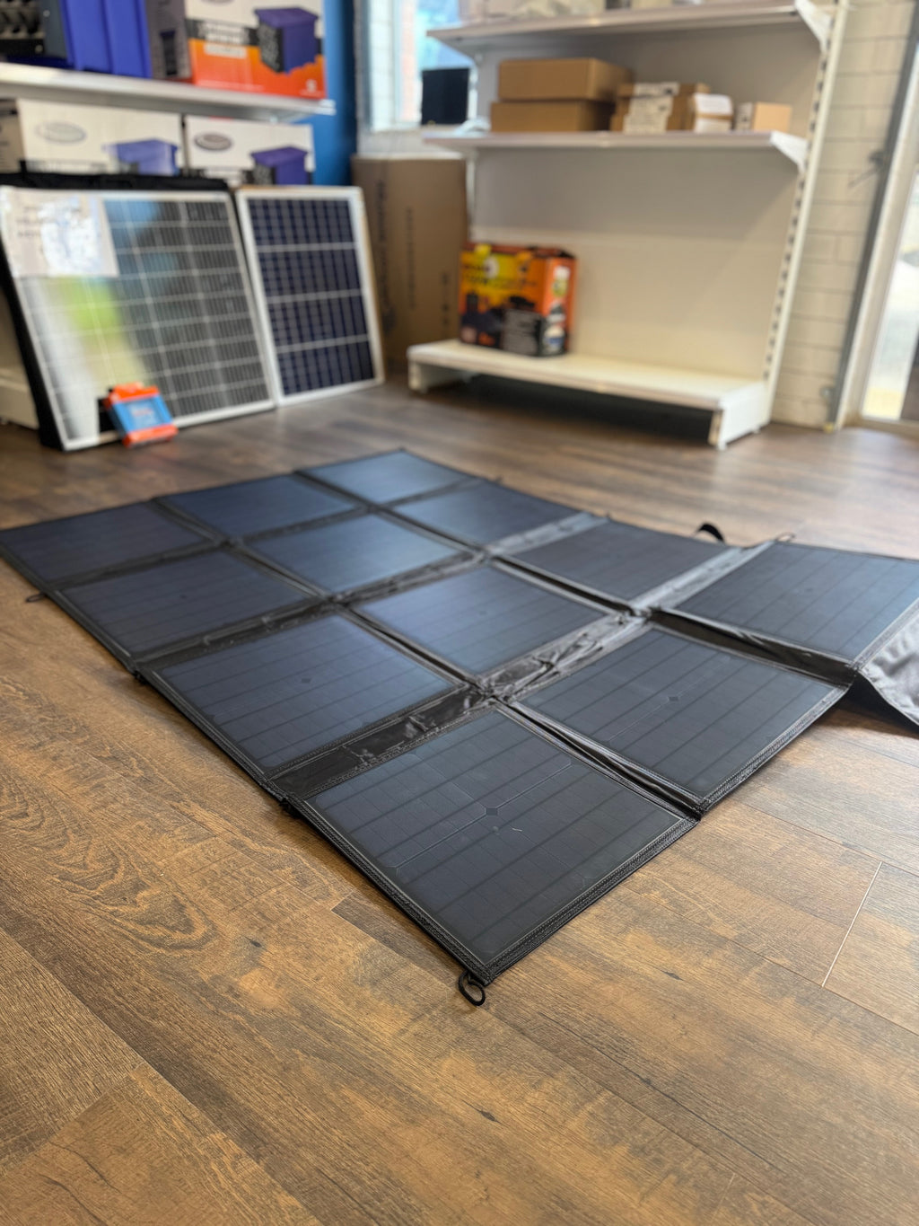 BOAB 200W Folding Solar Blanket incl controller & 5m cable – Portable Camping & 4WD Solar Panel | Toowoomba – MDX Batteries