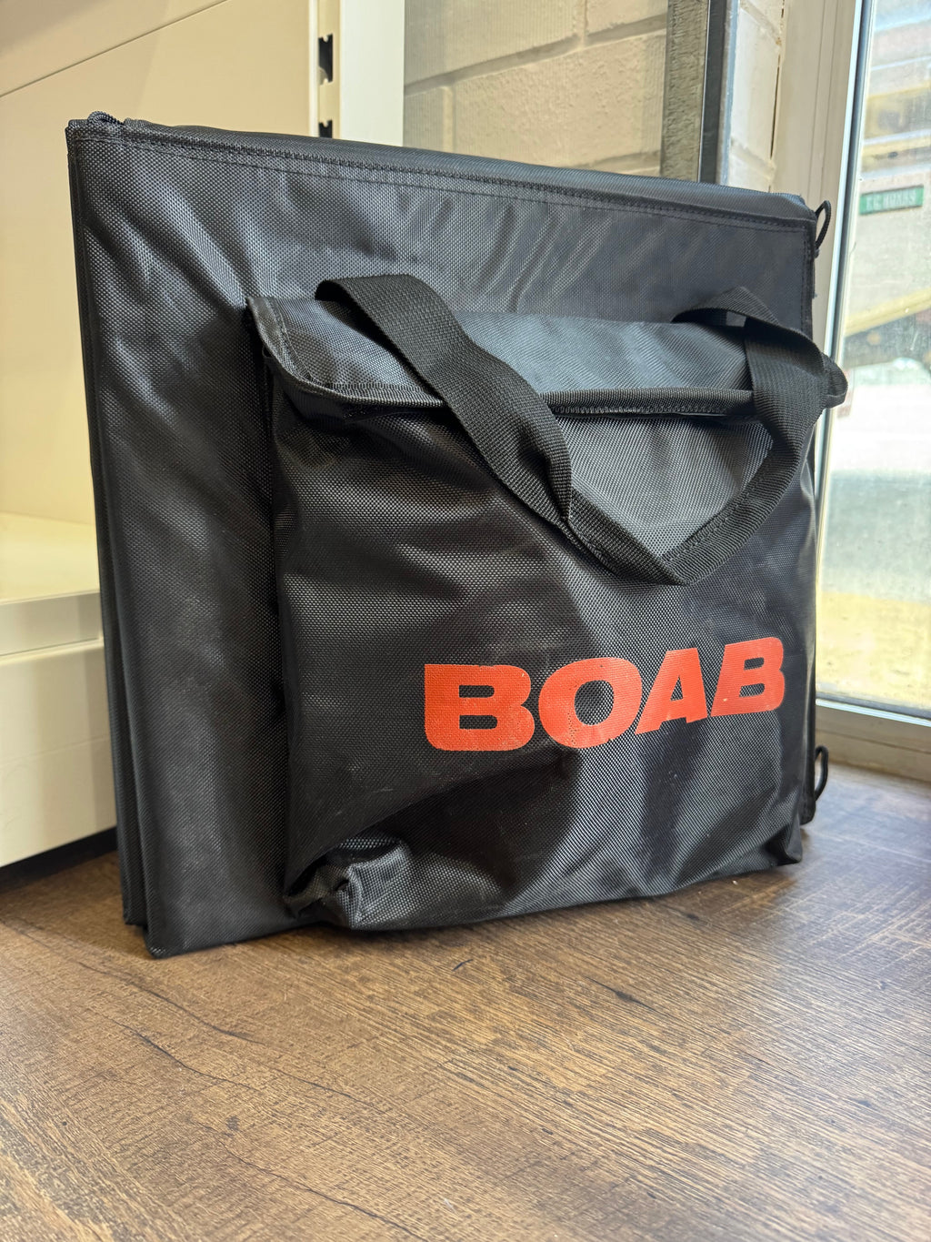 BOAB 200W Folding Solar Blanket incl controller & 5m cable – Portable Camping & 4WD Solar Panel | Toowoomba – MDX Batteries