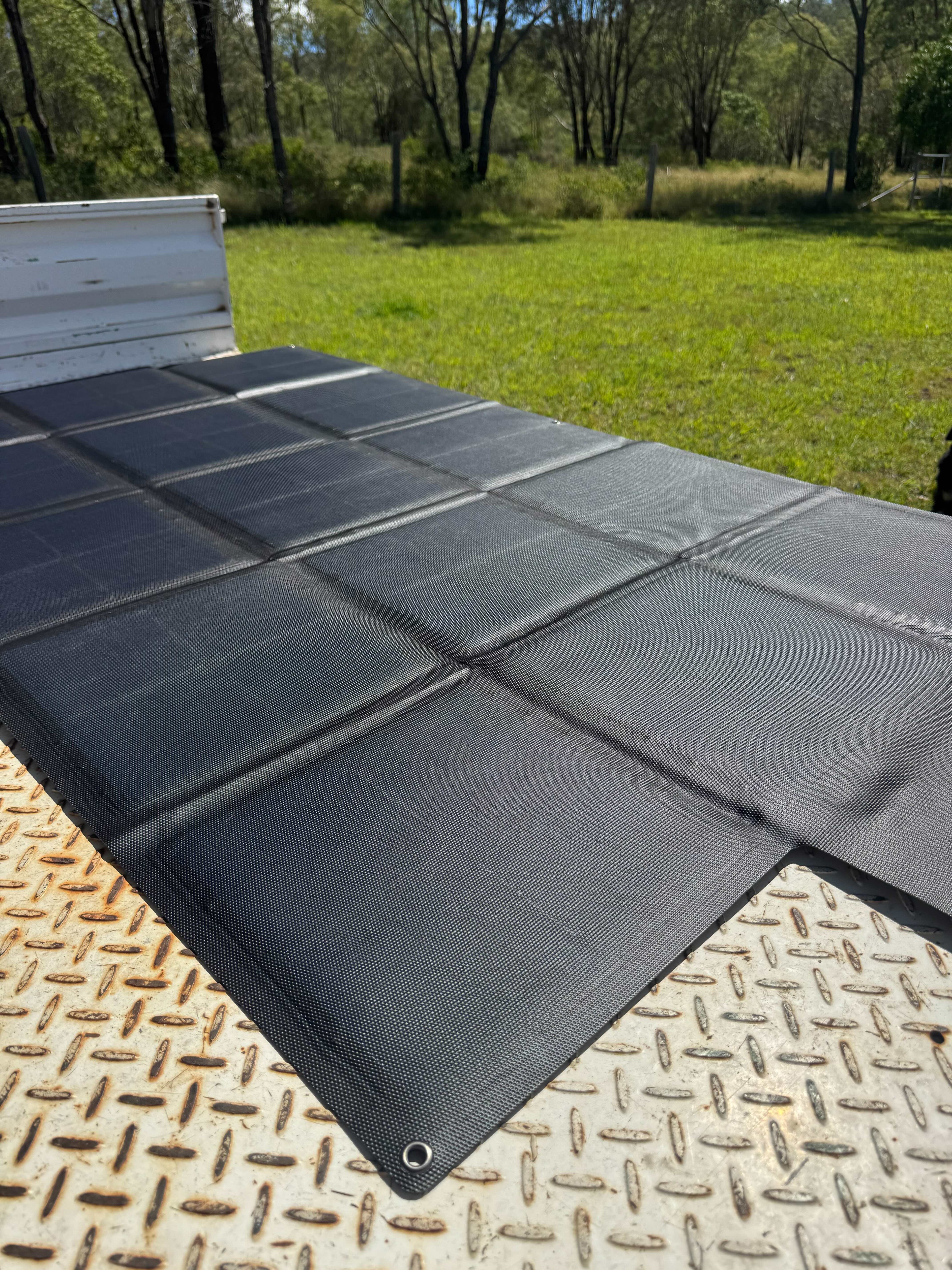 Premium 190W Solar blanket MDX  Batteries