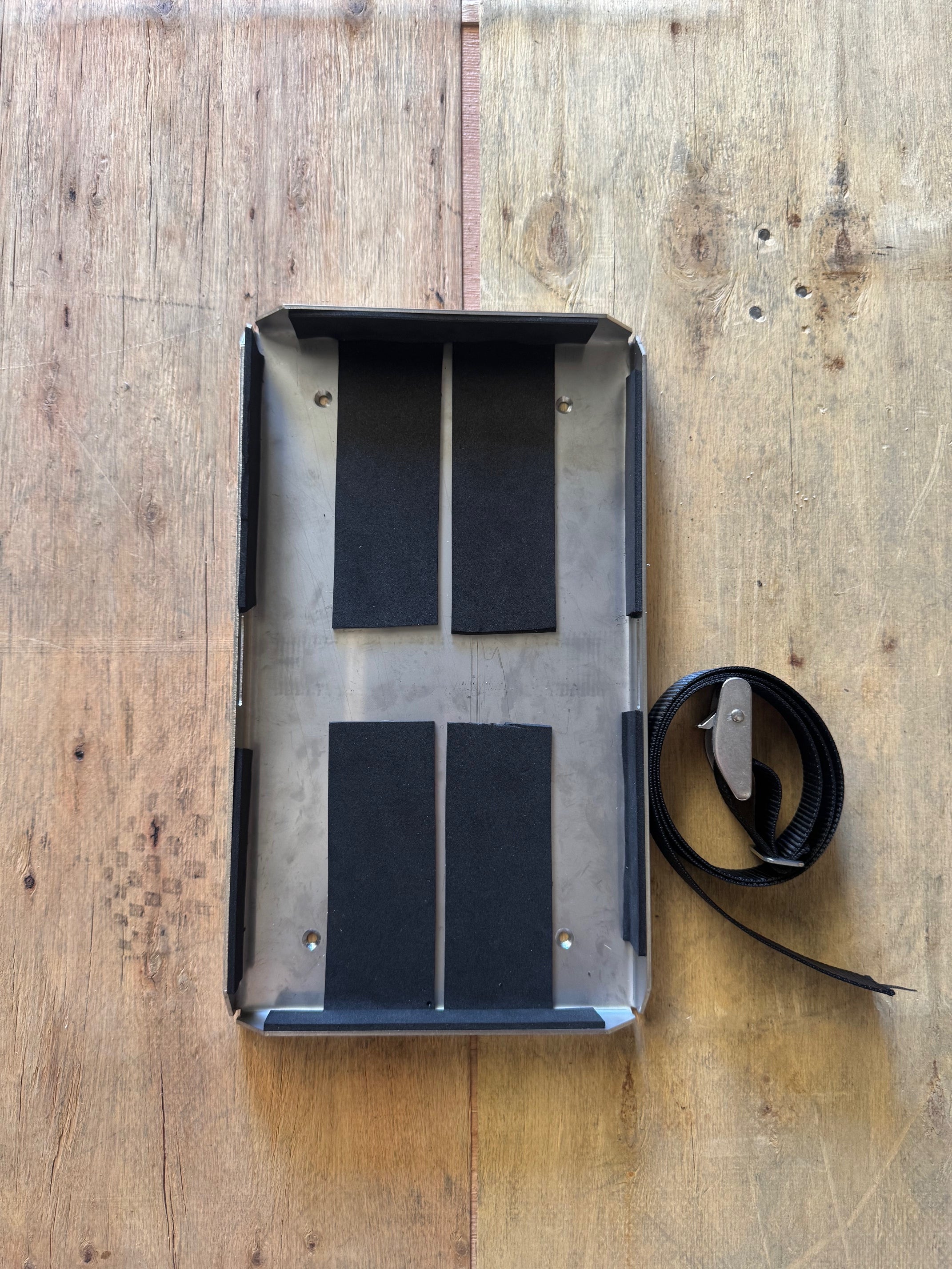 100ah Battery Holder - Stainless Steel - Visarca Premium